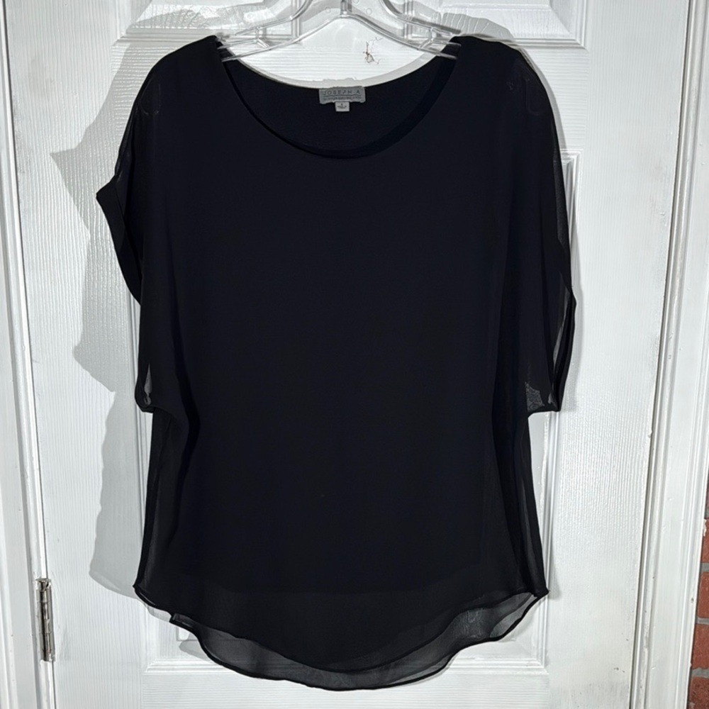 Joseph A. Black Women's Top Size S Short Sleeve Silk over Lining